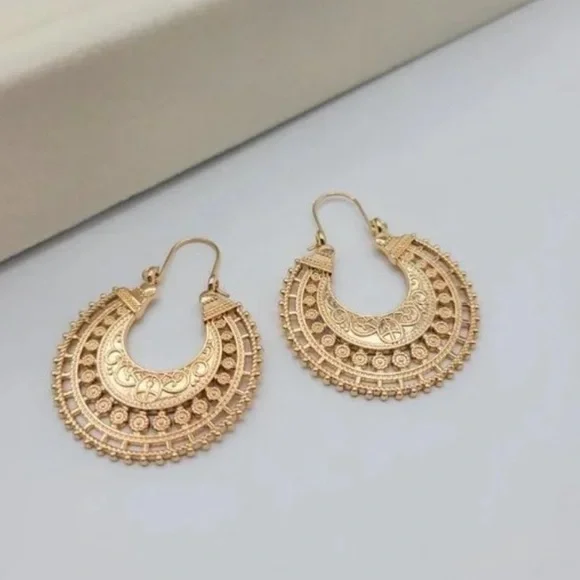 Last pair🤩 Boho Retro Gold Statement Earrings - Picture 2 of 3